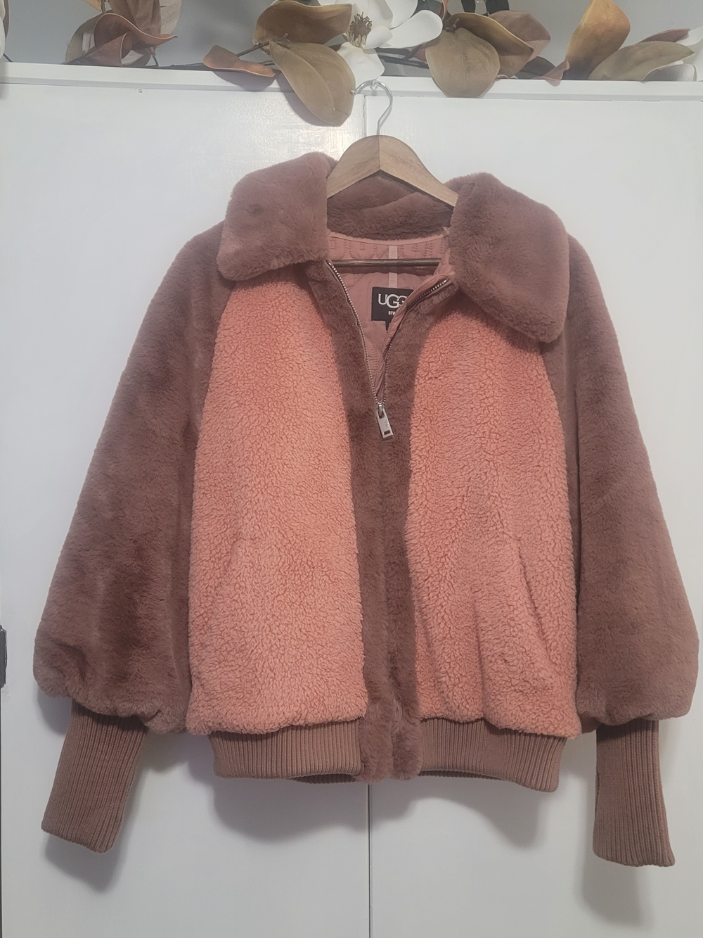 UGG Womans Two-Tone Pink/Brown Sherpa Jacket